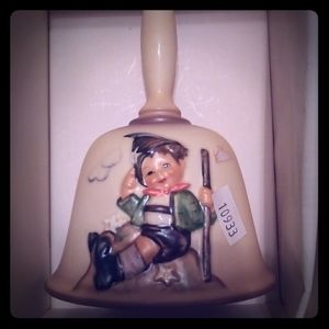 New MJ Hummel Goebel Bell